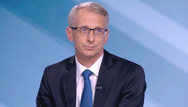 "Около 15 септември вероятно ще бъдем близо до максимума на вълната", каза Николай Денков "Около 15 септември вероятно ще бъдем близо до максимума на вълната", каза Николай Денков