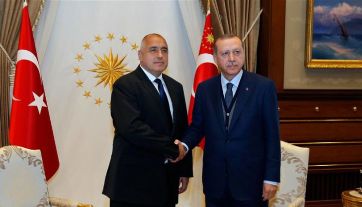 Вестник, базиран в Италия, пише за осъдената от Европейския съд по правата България за екстрадицията на турски журналист през 2016 г. Вестник, базиран в Италия, пише за осъдената от Европейския съд по правата България за екстрадицията на турски журналист през 2016 г.