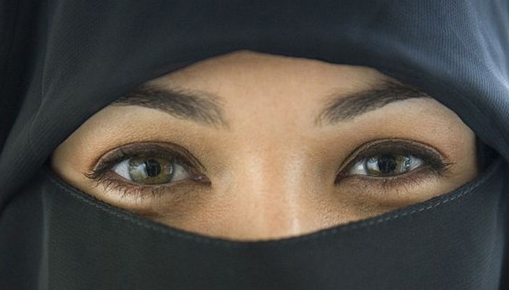 Нищо чудно, че сега либералните афганистанци се втурнаха панически към летището