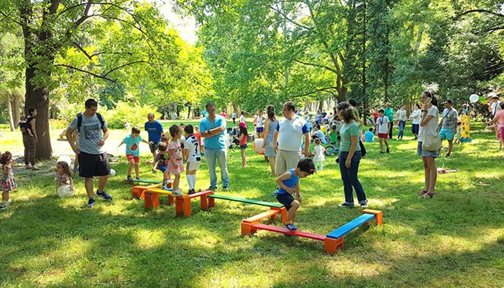 Очакват ви над 100 вида занимания на открито