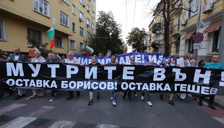 Многопластието на българския език изправя дипломатите пред политически гатанки