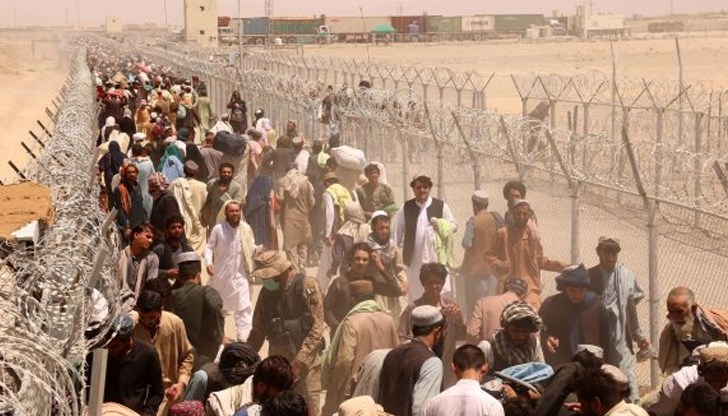 Талибаните вече са на 11 км от афганистанската столица Талибаните вече са на 11 км от афганистанската столица