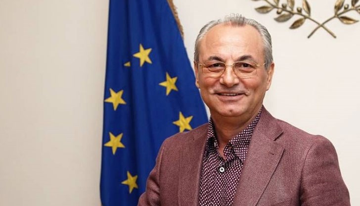 Обектът е паметник на османската архитектура, бил е дервишки манастир. Цената - неизвестна Обектът е паметник на османската архитектура, бил е дервишки манастир. Цената - неизвестна