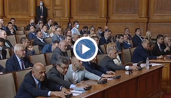 По план 46-ото Народно събрание трябваше днес да гласува проектокабинета на "Има такъв народ" с премиер Пламен Николов