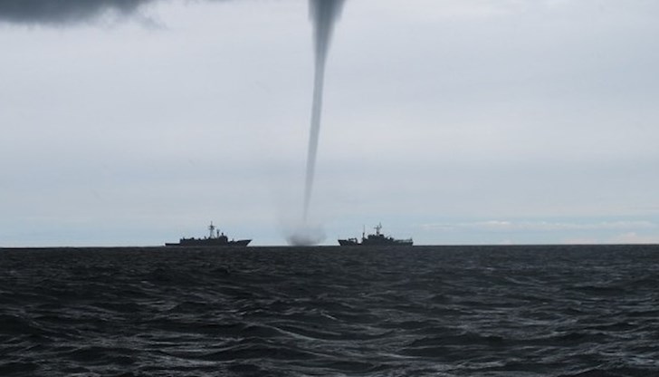 Силни бури се разразиха на места в страната Силни бури се разразиха на места в страната