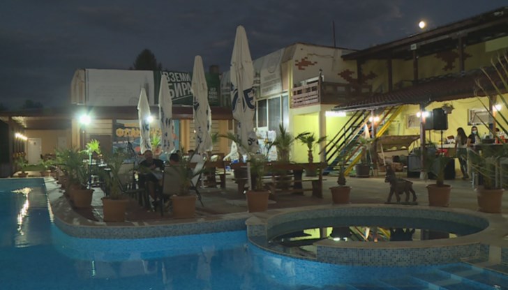 Пламен Йорданов: Принудително ще ни накарат да се ваксинираме Пламен Йорданов: Принудително ще ни накарат да се ваксинираме