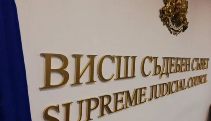 Както е известно, той бе обявен от САЩ за "замесен в сериозна корупция" Както е известно, той бе обявен от САЩ за "замесен в сериозна корупция"