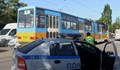 Автобус и трамвай се удариха в София, има пострадали