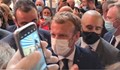 Замериха с яйце френския президент Еманюел Макрон