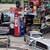 Великобритания остана и без бензин, панически се изкупува горивото