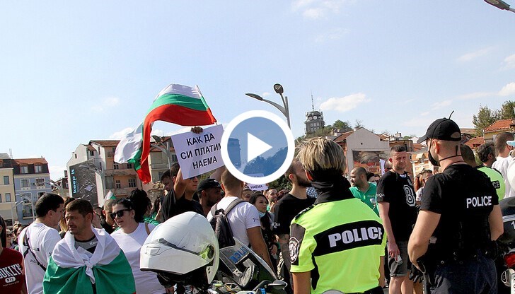 Според работещите в бранша, новите мерки ще доведат до отлив на персонал и фалити