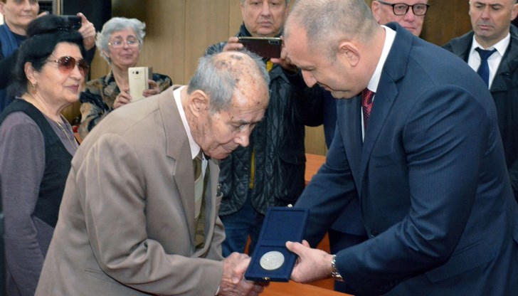 На 17 септември 2021 почина един от най-уважаваните летци-инструктори в родната военна авиация