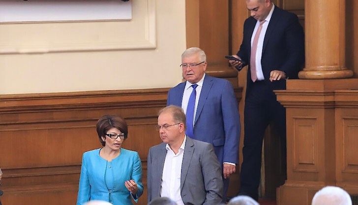 Депутатите на парламентарната група напуснаха комисията по бюджет и финанси
