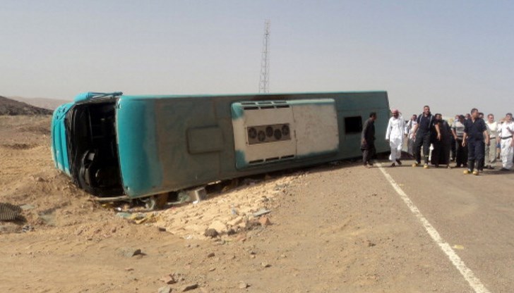 Автобусът се е преобърнал рано тази сутрин на 110 километра от столицата Автобусът се е преобърнал рано тази сутрин на 110 километра от столицата