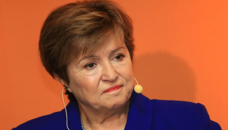 Очаква се тя да даде обяснение относно доклада на Световната банка на заседание на МВФ днес Очаква се тя да даде обяснение относно доклада на Световната банка на заседание на МВФ днес