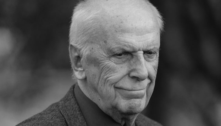 Автор е на десетки филми, отличен е с наградата "Паисий Хилендарски"