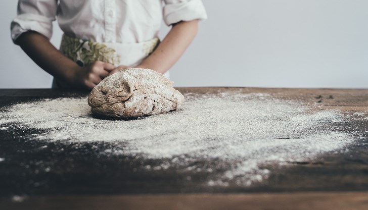 Колкото типовото число на даден вид брашно е по-ниско, толкова качеството му е по-високо, а цветът - по-бял Колкото типовото число на даден вид брашно е по-ниско, толкова качеството му е по-високо, а цветът - по-бял