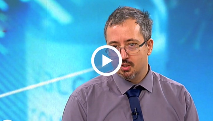 Който не иска да се ваксинира – напуска, заяви математикът по отношение на работещите