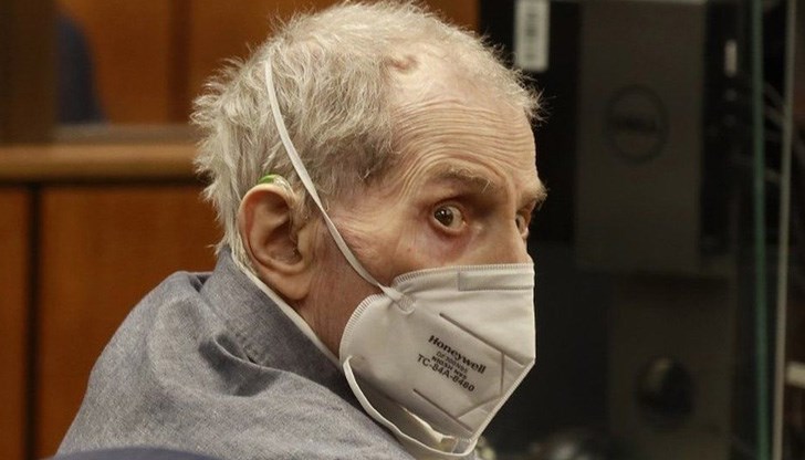 78-годишният Дърст отсъстваше от съдебната зала