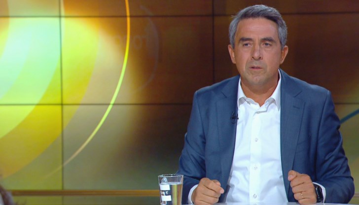 Плевнелиев очаква новата партия около Кирил Петков и Асен Василев да бъде създадена до 2 седмици Плевнелиев очаква новата партия около Кирил Петков и Асен Василев да бъде създадена до 2 седмици