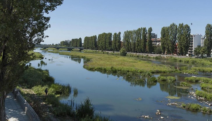 Обявен е жълт код за вятър в 6 области