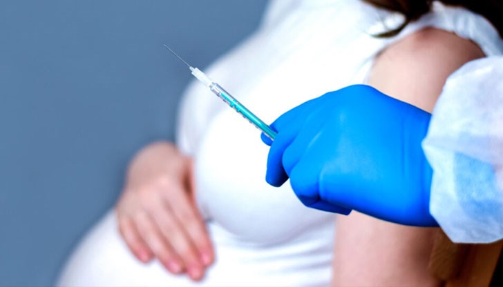 Здравните власти позволиха това след нарастващи доказателства за безопасността на плода и майката