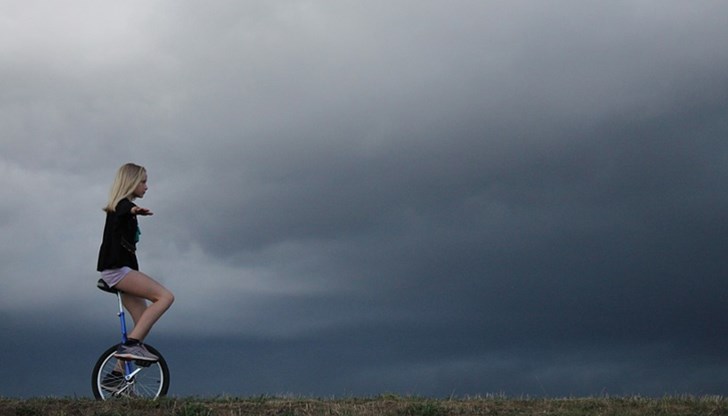 Слаби превалявания от дъжд ще има само на отделни места, главно в източните и южните райони