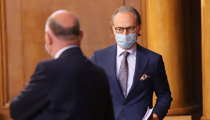 ВСС ще приема номинации за наследник на Лозан Панов ВСС ще приема номинации за наследник на Лозан Панов