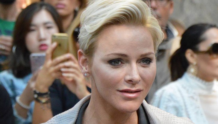 Принцесата на Монако Шарлен излезе от болницата в Република Южна Африка, където бе лекувана от инфекция на ушите, носа и гърлото Принцесата на Монако Шарлен излезе от болницата в Република Южна Африка, където бе лекувана от инфекция на ушите, носа и гърлото