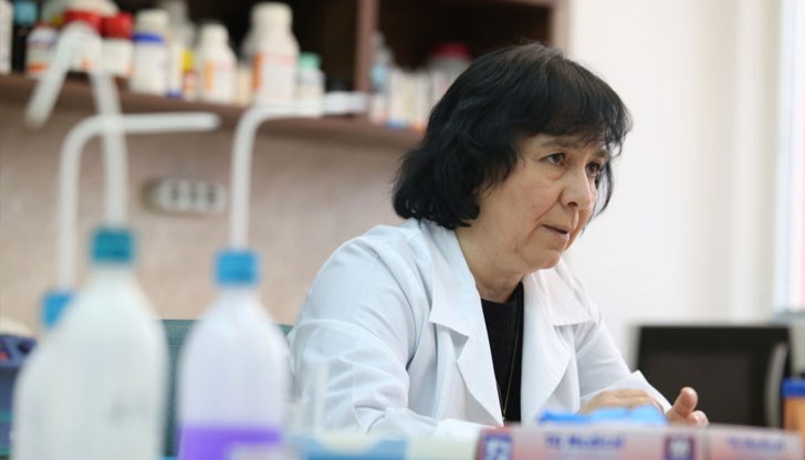 По-добре да разчитаме на тези, които вече са одобрени от СЗО, каза директорът на Института по микробиология на БАН