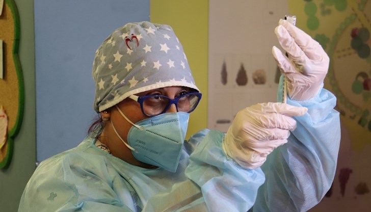 Навсякъде са осигурени достатъчно количества от всички налични видове ваксини