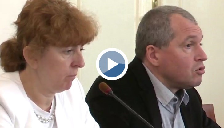 "От вас зависи дали ще оставите този парламент да поживее една седмица, за да можем да свършим нещо", каза Тошко Йорданов