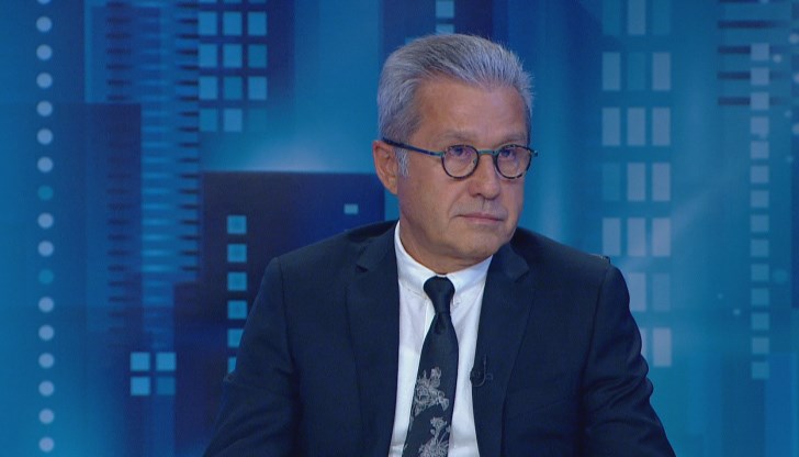 "Сега ще дадем своя скромен принос той да не стане президент", каза Цонев. "Сега ще дадем своя скромен принос той да не стане президент", каза Цонев.