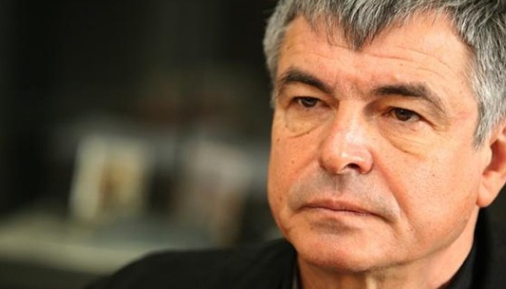 "Нормалните седесари не са в коалицията с ГЕРБ", допълни той