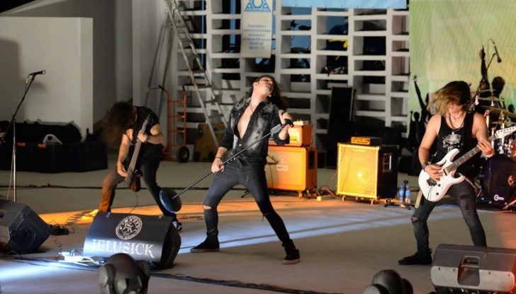 Грийн рок концерт е първото събитие в обновения Летен театър в Русе