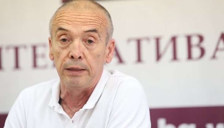 Единственият ваксиниран, който е попаднал в COVID отделението е придружител на неваксиниран пациент в тежко състояние Единственият ваксиниран, който е попаднал в COVID отделението е придружител на неваксиниран пациент в тежко състояние