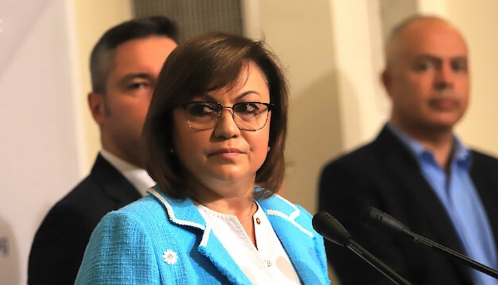 "Ако вече е ясно, че не постигнахме съгласие за стабилен кабинет и разумно управление, се надяваме за последно поне на разум и отговорност", заяви още Нинова