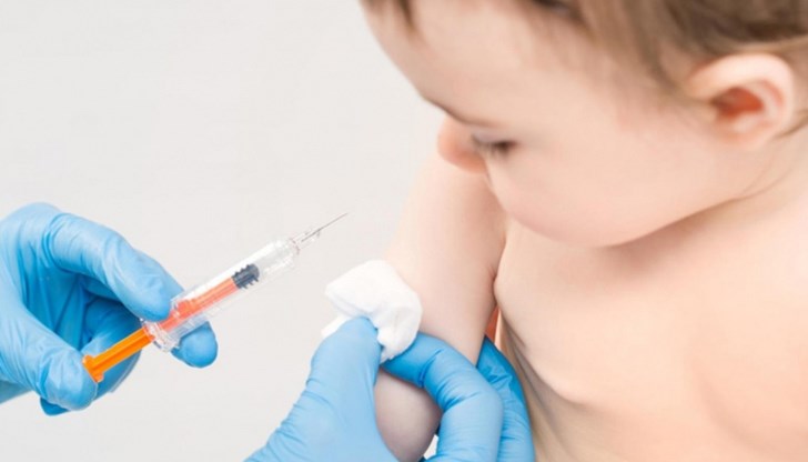 По погрешка вместо ваксини против хепатит Б са поставяни ваксини срещу КОВИД-19 на бебета