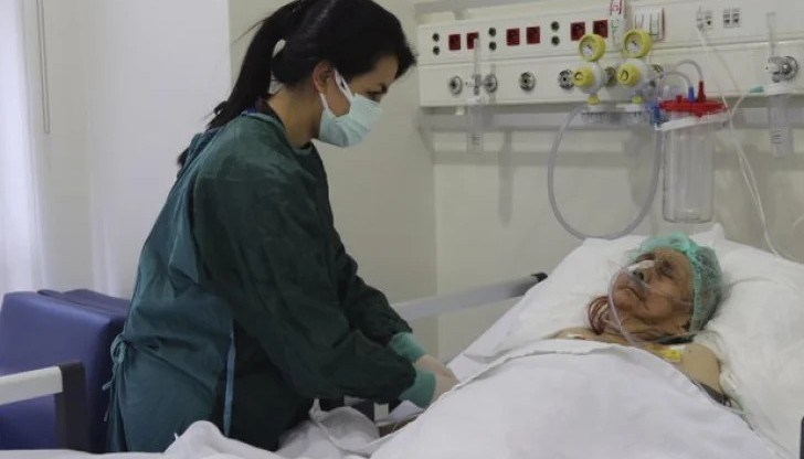 Айше е родена по време на Османската империя, когато точните дати на раждане рядко се записват официално Айше е родена по време на Османската империя, когато точните дати на раждане рядко се записват официално