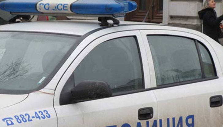 55-годишната жена е паднала и си е ударила главата 55-годишната жена е паднала и си е ударила главата