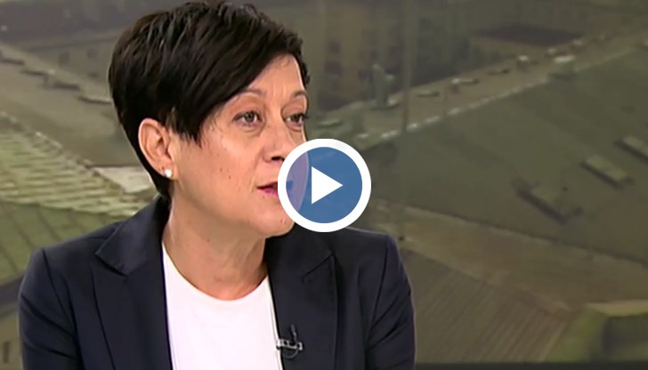 “Стигнахме до тук поради липсата на диалог. Трябва да е ясно, че в България няма вече да има един голям и партиите ще трябва да си говорят и да се сключват коалиции", каза още Цонева