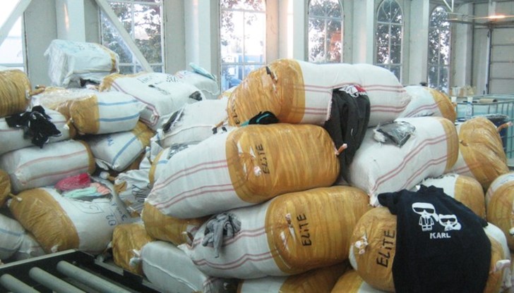 Те са спрени в района на Дунав мост 2