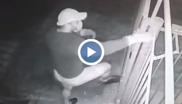 Неизвестен мъж е проникнал през метална ограда на офис на хлебозавод и е извършил кражба