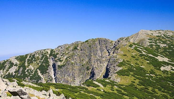 Тежка спасителна акция провеждат в момента в Пирин планински спасители от отряда в Сандански Тежка спасителна акция провеждат в момента в Пирин планински спасители от отряда в Сандански