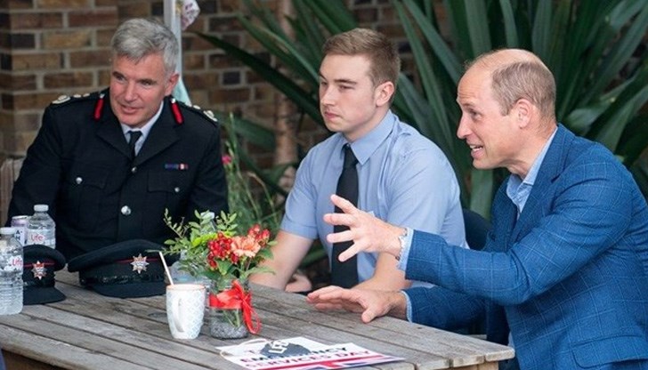 Един български пожарникар изуми цяла Великобритания