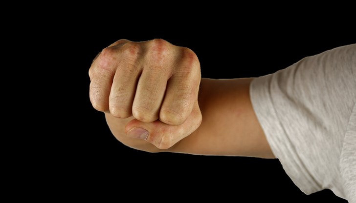 Сигналът е подаден от бащата на пострадалото момче