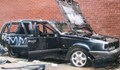 Вандали режат гуми и пръскат с монтажна пяна автомобили в Русе