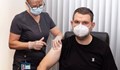 Делян Пеевски си постави бустерна доза ваксина срещу COVID-19