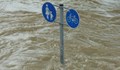 Сериозни наводнения и отменени полети в Гърция заради силен циклон