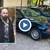 Мъж подари колата си на самотна майка с две деца Мъж подари колата си на самотна майка с две деца
